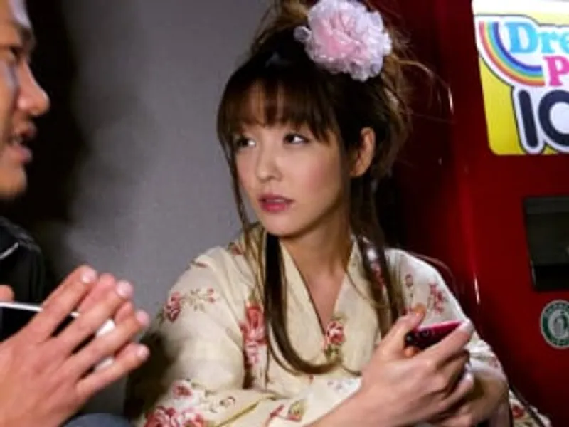 Giận người chồng bỏ ra ngoài đường, vợ yêu dễ dãi về nhà trai lạ để "tâm sự"