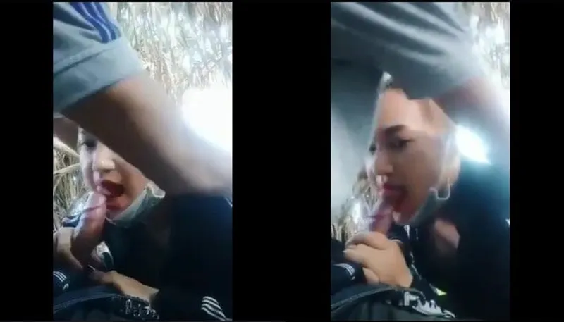 để em liếm liếm trong cà phê chòi