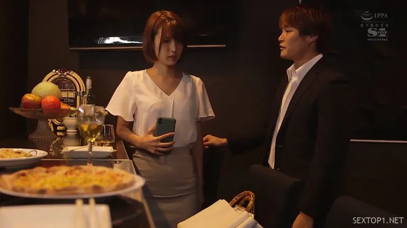 Vụng trộm với eny củ ở buổi hợp lớp cuối năm