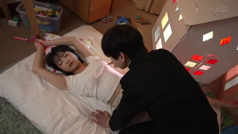 Trả thù anh trai thường xuyên bắt nạt bằng cách quan hệ bạn gái anh ấy